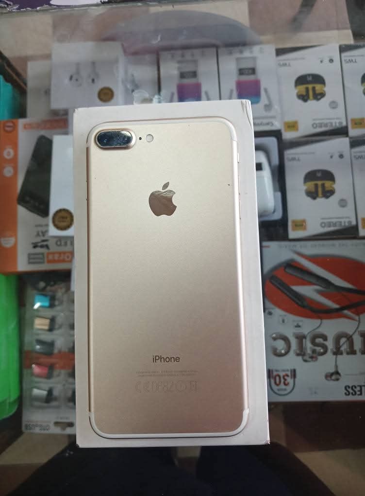 جوال ايفون7بلاس