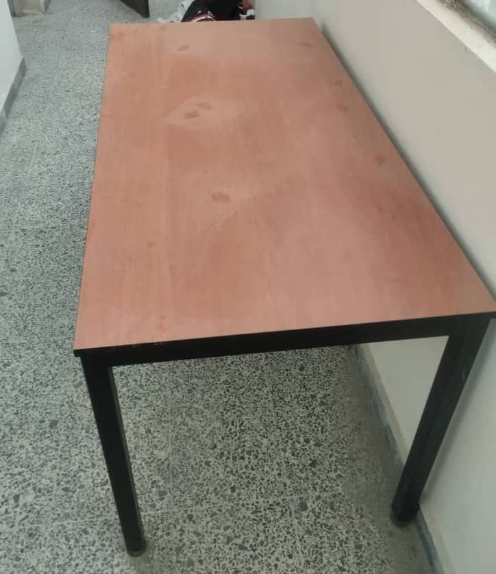 طاولات